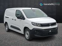 Nouvelle Opel Combo S 131 ch (96 kW) 2025 Blanc Berline