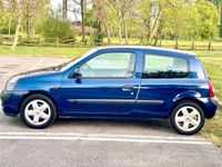 Brugt Renault Clio II 75 HK (55 kW) 2002 Hatchback