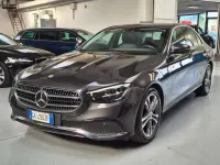 Usata Mercedes E220 200 CV (147 kW) 2022 Grigio Berlina