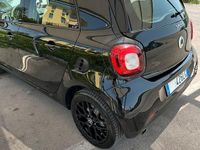 Usata Smart ForFour Prime 71 CV (52 kW) 2015 Nero Utilitaria