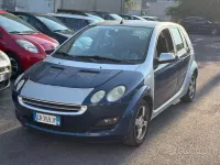Usata Smart ForFour Passion 95 CV (69 kW) 2004 Blu Utilitaria