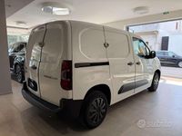 Usado Toyota Proace City City 102 CV (75 kW) 2022 Blanco Monovolumen