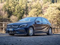 Usata Mercedes A200 Premium 140 CV (102 kW) 2017 Blu Monovolume