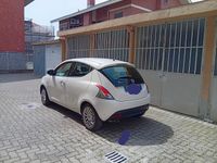 Usata Lancia Ypsilon 69 CV (50 kW) 2014 Bianco Utilitaria