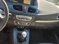 Usata Renault Scénic III 130 CV (95 kW) 2011 Grigio Monovolume