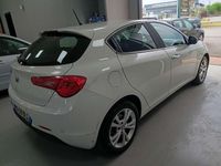 Usata Alfa Romeo Giulietta 105 CV (77 kW) 2013 Bianco Utilitaria