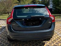 Usata Volvo V60 163 CV (119 kW) 2011 Nero Station wagon