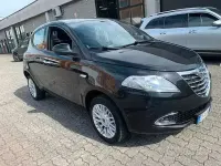 Usata Lancia Ypsilon 85 CV (62 kW) 2013 Nero Utilitaria