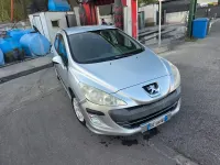 Usata Peugeot 308 89 CV (65 kW) 2010 Argento Berlina