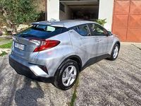 Begagnad Toyota C-HR Active 98 HK (72 kW) 2018 Silver SUV