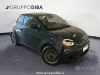 Usata Fiat 500e La Prima 86 kW (118 CV) 2022 Verde Cabrio