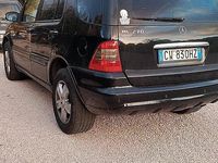 Usata Mercedes ML270 2006 Nero SUV