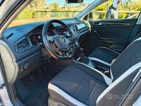 Usata VW T-Roc Advance 116 CV (85 kW) 2019 Argento SUV