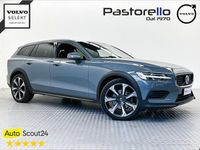 Usata Volvo V60 CC Plus 197 CV (144 kW) 2023 Grigio Station wagon