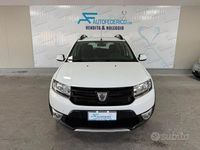 Usata Dacia Sandero Prestige 90 CV (66 kW) 2014 Bianco Berlina
