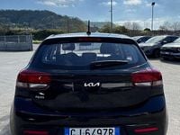 Usata Kia Rio Style 84 CV (61 kW) 2022 Nero Berlina