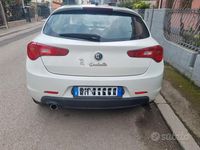 Usata Alfa Romeo Giulietta 105 CV (77 kW) 2013 Bianco Utilitaria