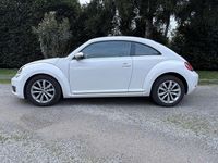 Usata VW Beetle 105 CV (77 kW) 2012 Bianco Utilitaria