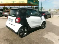 Usata Smart ForTwo Electric Drive Passion 41 kW (56 CV) 2021 Bianco Berlina