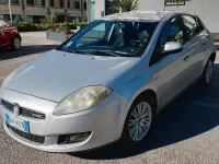 Usata Fiat Bravo 105 CV (77 kW) 2010 Grigio Utilitaria