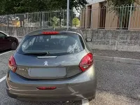 Usata Peugeot 208 75 CV (55 kW) 2017 Grigio Utilitaria