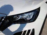 Usata Peugeot 2008 Allure 102 CV (75 kW) 2025 Bianco SUV