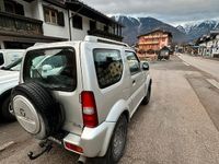 Usata Suzuki Jimny 80 CV (58 kW) 2002 Grigio SUV