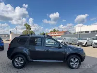 Usata Dacia Duster Lauréate 109 CV (80 kW) 2017 Grigio SUV