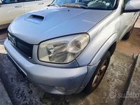 Usata Toyota RAV4 115 CV (84 kW) 2004 Grigio SUV