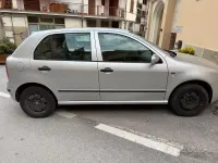 Usata Skoda Fabia 75 CV (55 kW) 2002 Grigio Berlina