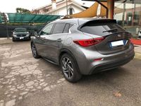 usata Infiniti Q30 -