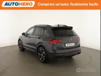 Usata VW Tiguan R-line 150 CV (110 kW) 2023 Grigio SUV