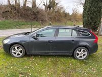 Usata Volvo V60 Momentum 163 CV (119 kW) 2012 Grigio Station wagon