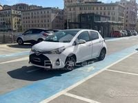 Usata Toyota Yaris Multidrive S 99 CV (72 kW) 2014 Bianco Utilitaria
