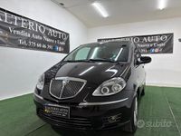 Usata Lancia Musa 95 CV (69 kW) 2011 Nero Monovolume
