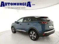 Usata Peugeot 3008 Allure 131 CV (96 kW) 2023 Bluazzurro SUV