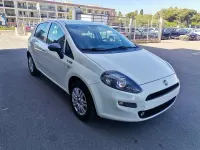 Usata Fiat Punto Young 69 CV (50 kW) 2015 Bianco Utilitaria
