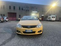 Usata Opel Tigra Sport 125 CV (91 kW) 2006 Giallo Cabrio