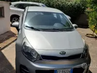 Käytetty Kia Rio 85 HP (62 kW) 2015 Harmaa Sedan