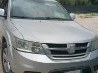 Usata Fiat Freemont 140 CV (102 kW) 2011 Grigio SUV