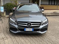 Usata Mercedes C220 Premium 169 CV (124 kW) 2018 Grigio Station wagon