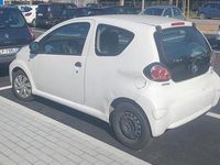 Usata Toyota Aygo 68 CV (50 kW) 2012 Bianco Utilitaria
