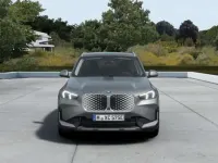 Nuova BMW iX1 150 kW (204 CV) 2026 Space silver metallizzato SUV