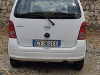 Usata Opel Agila 58 CV (42 kW) 2005 Bianco Utilitaria
