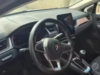 Usata Renault Captur 101 CV (74 kW) 2023 Grigio SUV