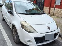 Usata Renault Clio II 75 CV (55 kW) 2011 Bianco Berlina
