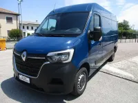 Usata Renault Master 136 CV (100 kW) 2023 Blu/azzurro Monovolume