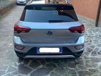 Usata VW T-Roc Edition 116 CV (85 kW) 2024 Grigio SUV