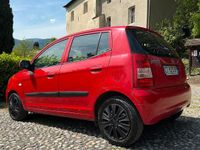 Usata Kia Picanto LX 61 CV (44 kW) 2005 Rosso Utilitaria