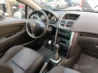Usata Peugeot 207 CC 110 CV (80 kW) 2011 Grigio Cabrio